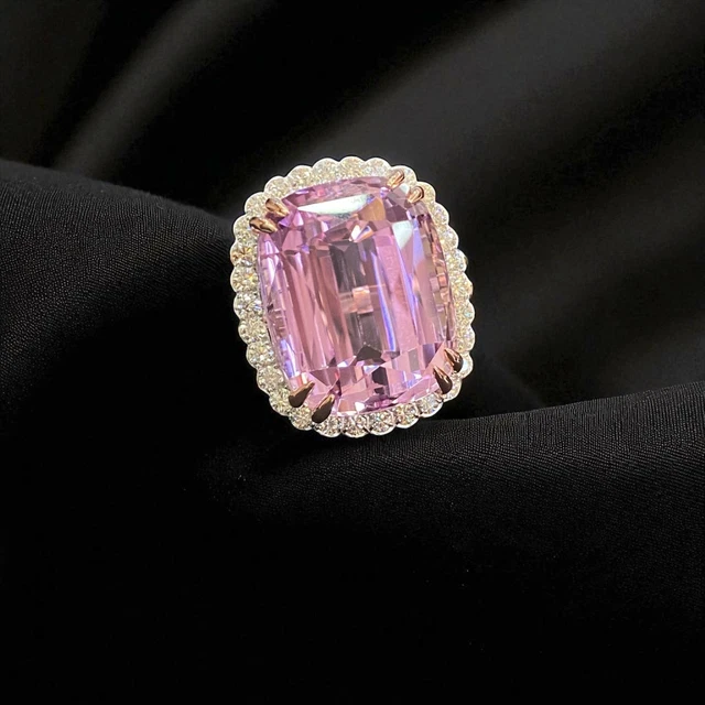 Pendentif en or jaune 18 carats avec diamants taille ancienne