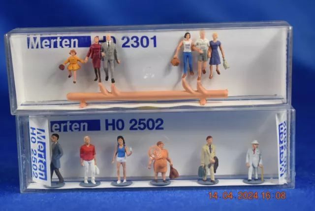 MERTEN HO Figuren Nr.  2301 + 2502 Straßenpassanten, Passanten in OVP ungeöffnet