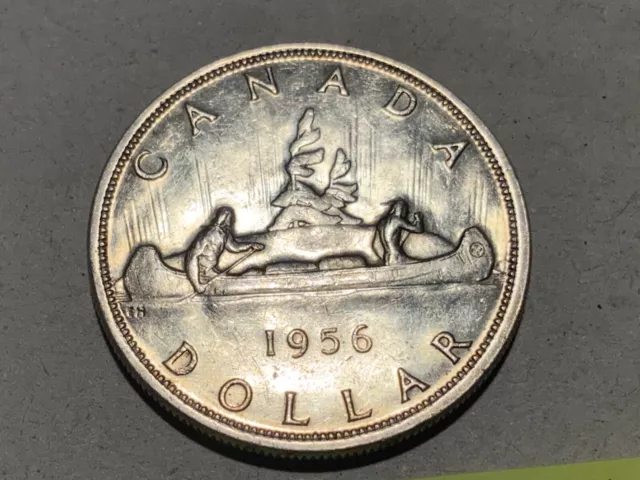 Canada 1956 - 1$ Dollar / 80% Silver Dollar Queen Elizabeth Ii