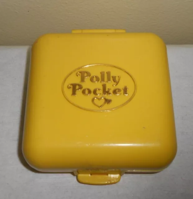 VINTAGE YELLOW POLLY Pocket 1989 Midges Play School Childs Toy Playset ...
