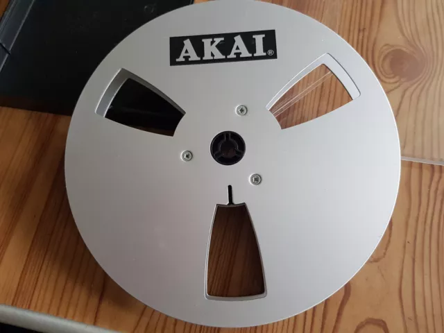 Tonband AKAI Leerspule ALU Silber - 18 cm + PVC-Schuber; 1 Stk. - A.LS