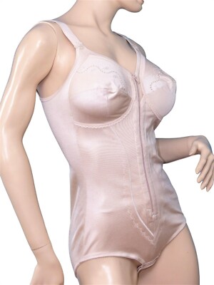 B & C TRIUMPH body DOREEN+COTTON 01 BSZ con CERNIERA modellatore cup B C D beige nero 