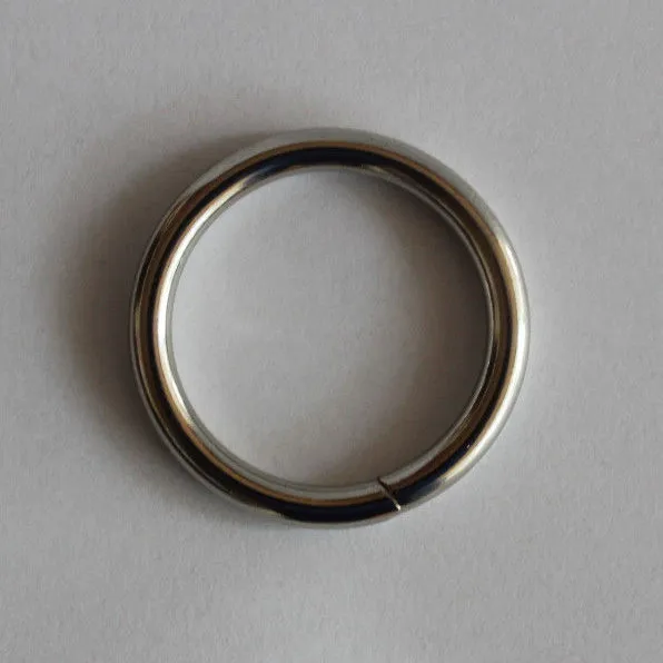 Ring geschweißt vernickelt 31*4,5  mm   Paracord