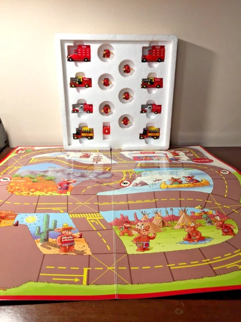 Coca Cola  Gioco Con 8 Camion Consegna 6 Alci 1 Dado  1 Percorso 1 Istruzioni