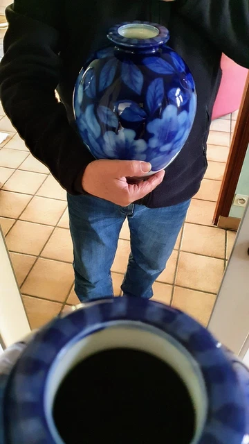 Gros vase boule Camille Tharaud en Porcelaine de Limoges France bleu blanc vinta