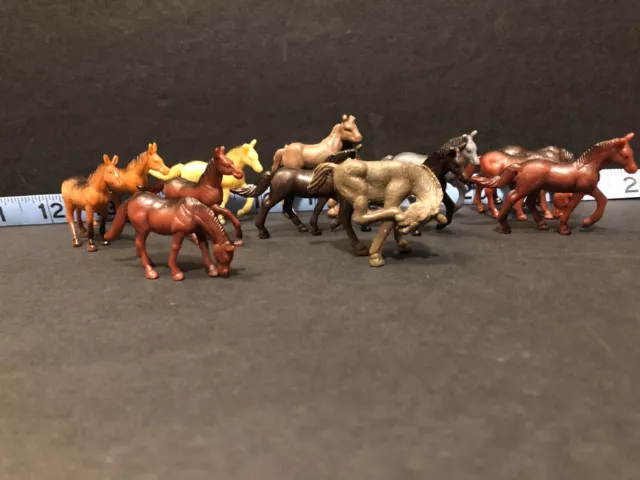 Vintage Plastic Horses ~2inches long ~1.5inches tall 14 figure lot, Decent Shape