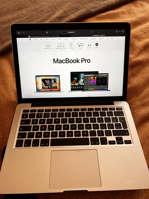 Apple MacBook Pro 13.3" (256GB SSD, Intel Core i5 5.ª Generazione, 2.7 GHz, 8GB)
