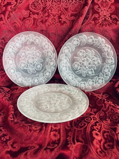 Vintage frosted glass luncheon plates: floral design (set of three)