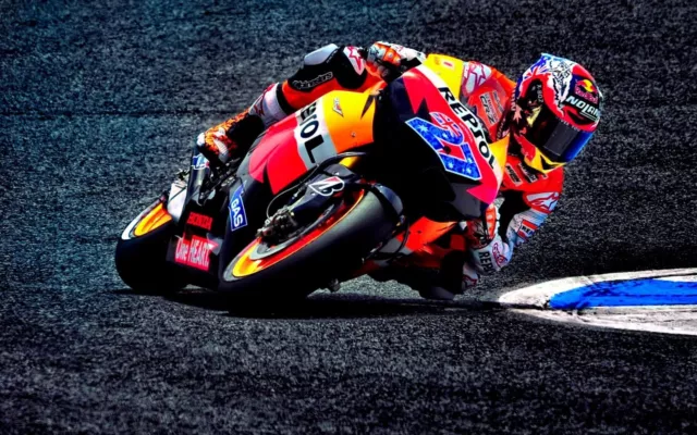 Valentino Rossi ? Moto Gp Motorbike Sport Canvas Art Picture