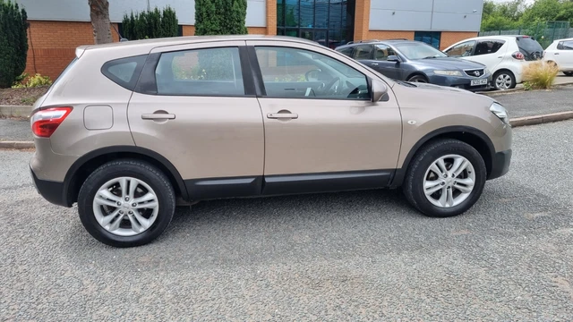 Nissan Qashqai Acenta 1.5 Dci 5Dr Beige 2012 ,,, Please Read Listing First ,,,