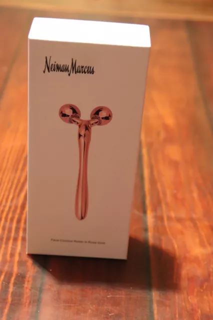 NEIMAN MARCUS FACE Contour Roller in Rose Gold NEW Derma Roller