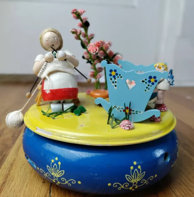 VTG Steinbach German Wooden Music Box Swiss Thorens Movement Grandma Babysitting VTG Steinbach German Wooden Music Box Swiss Thorens Movement Grandma Babysitting
