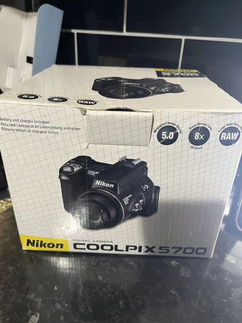 Nikon COOLPIX 5700 5.0MP Digital Camera - Black