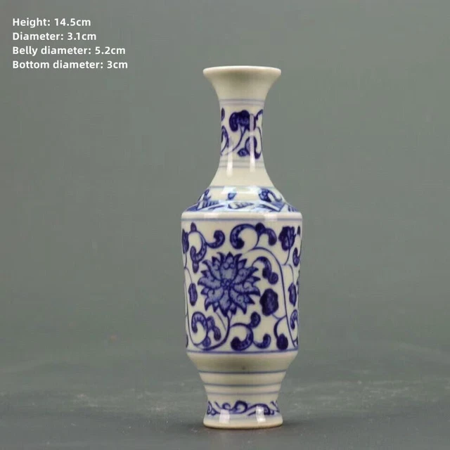 Fine Porcelain Blue And White Porcelain Flower Vase Of Chinese Porcelain vase