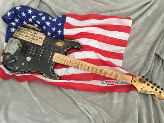 guitare Stratocaster vintage Kurt Cobain