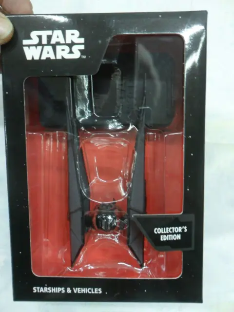 Modellino  Star Wars KYLO REN'S TIE WHISPER con fascicolo DE AGOSTINI N 34