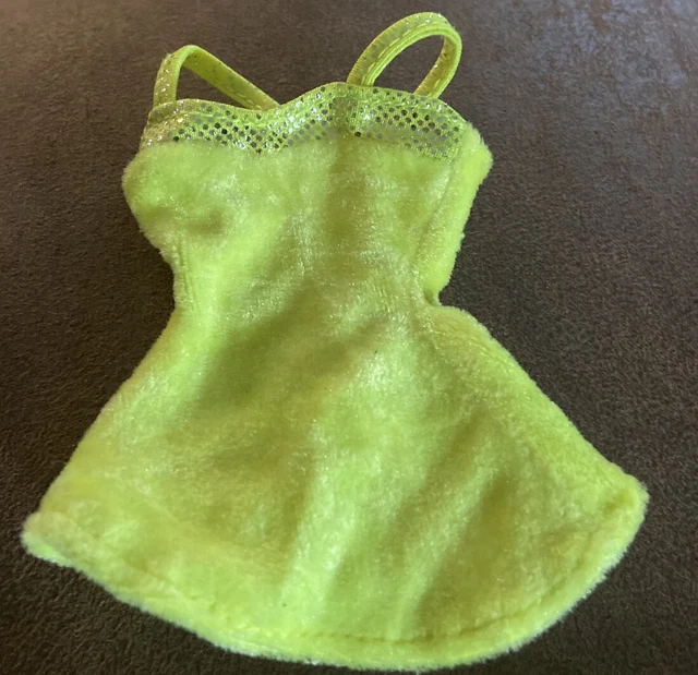 1997 Vintage Sweetheart Barbie Doll Brunette in Green/Yellow Dress Mattel