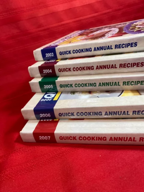 Lot of 5 Taste of Home Quick Cooking Cookbooks, Fast Meals Large Hardcover Books
