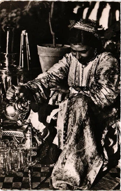 CPA AK FEZ - The a la menthe au Palais Jamai MAROC (812716)
