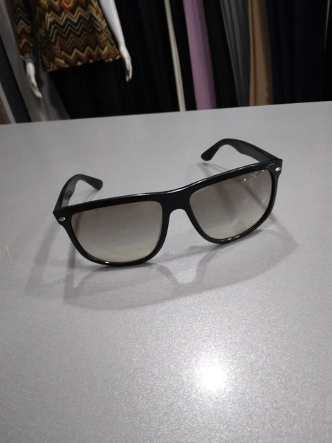 Ray-Ban Rb4147 Nero Lenti Fumé Discrete  Condiz. TG 60 Occhiali Originali G203