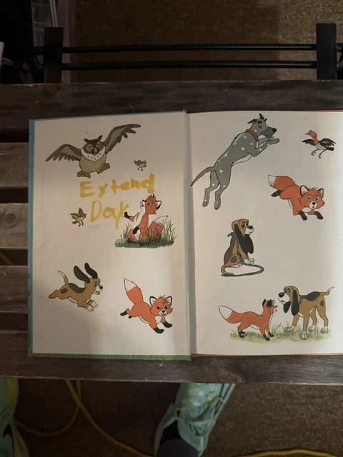 1981 WALT DISNEY presents Tod and Copper from The Fox and the Hound ...