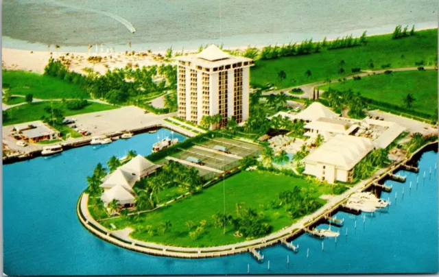 Xanadu Beach Hotel Freeport Grand Bahama Island Vintage Postcard Resort