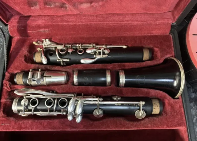 Vintage Professional Buffet Crampon R13 B Clarinet with case