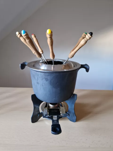 Le Creuset Fondue Käse Topf Gusseisen Stövchen Silvester Vintage Spring 6 Gabeln