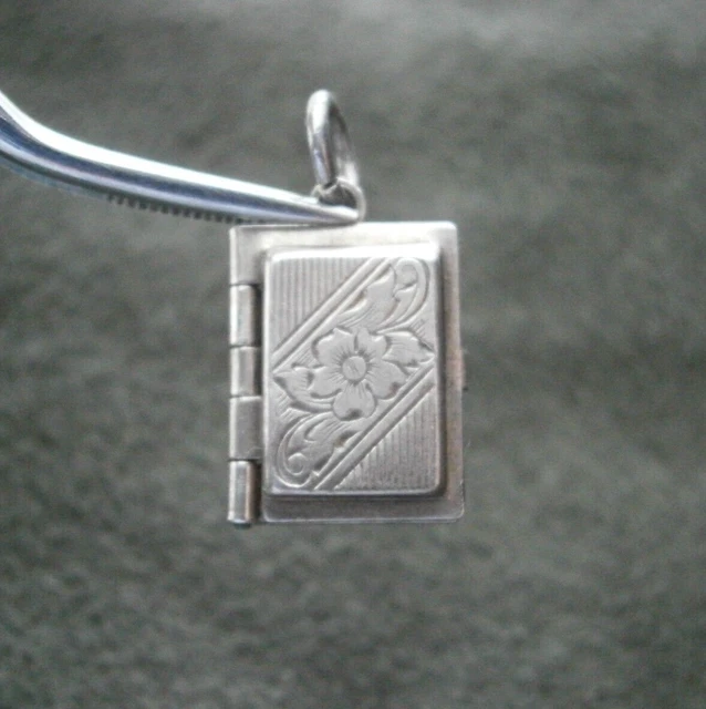 Double Photo Book Engraved Flowers Locket Pendant Vintage Sterling Silver  2.2g