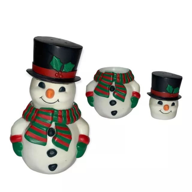 Vintage Snowman Salt & Pepper Shakers 4" Plastic Christmas White Green Red Avon