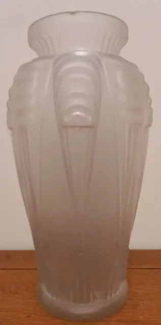 Vase en verre moule Espaivet Signé Art Nouveau XXeme H 31cm D 15cm