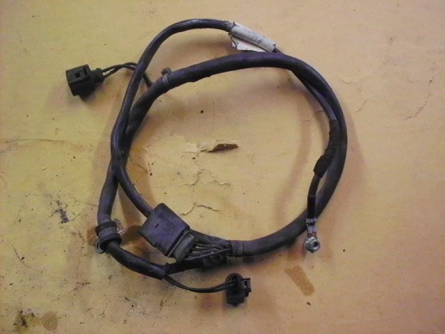 VW Golf mk4 98-04 (2002) 1.6 16v Positive Battery secondary Cable to Alternator