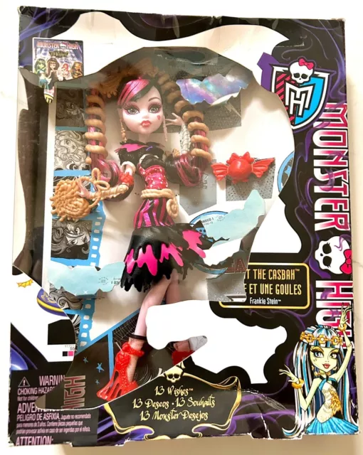 JOAPHIA ARTES E CIA: BONECA DRACULAURA EM E.V.A. 3D - MONSTER HIGH