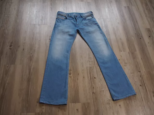 DIESEL ZATINY 0810M_STRETCH Regular Bootcut Jeans W30 L32 HR512