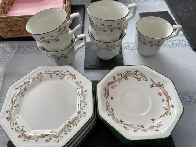 Johnson Brothers Eternal Beau 17 Piece Tea Set (6 X Plates & Saucers, 5 X Cups)