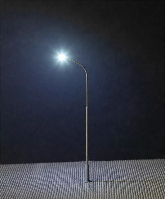 Faller 180100 LED-Straßenbeleuchtungen, Peitschenleuchte, 3 Stück