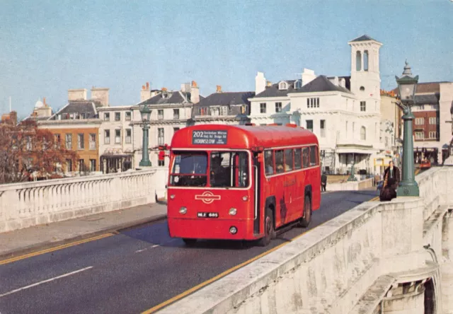 Old Bus  Postcard Rt Type Bus Richmond Bridge Large Size Unused Very Good Mint