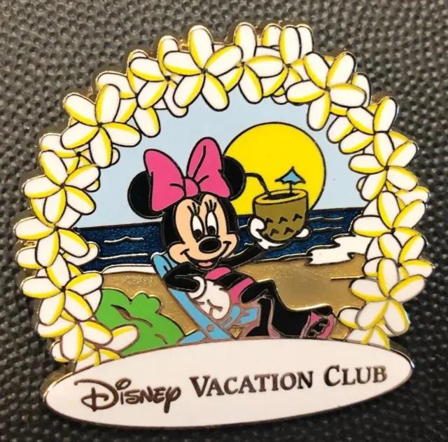 DISNEY DISNEY VACATION Club Minnie on the Beach Pin $45.00 - PicClick