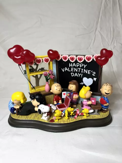 Danbury Mint Peanuts Light Up Holiday Collection Valentine's Day Be My Valentine