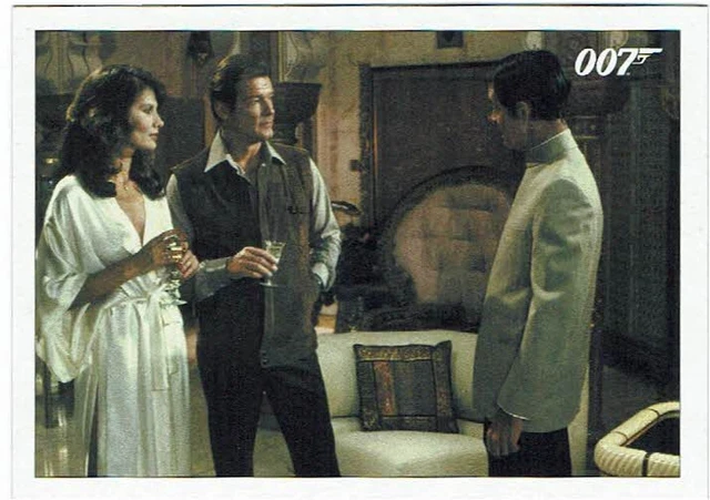 James Bond Archives 2017 Final Edition Octopussy Throwback Chase Card #20