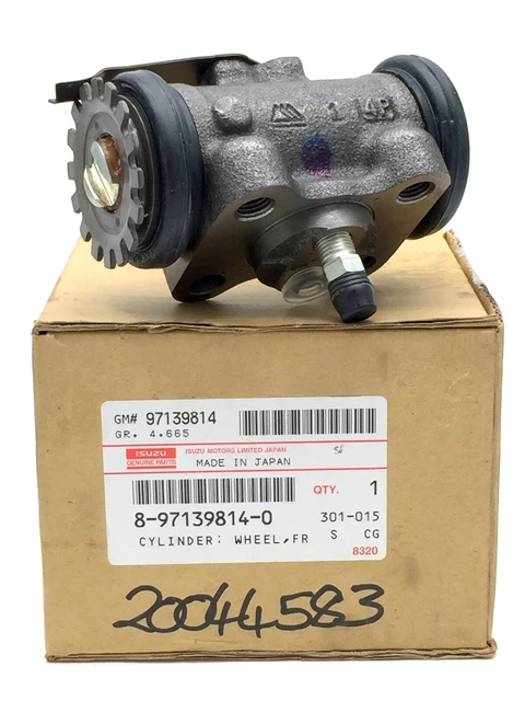 グルド Clutch Master Cylinder Assembly 8-97167406-0 for Isuzu