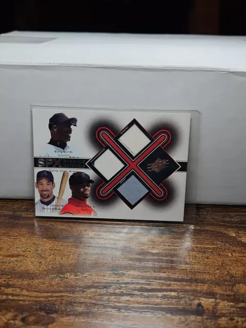 2001 SPx Ken Griffey Jr/Barry Bonds/Luis Gonzalez Winning Materials Game Used