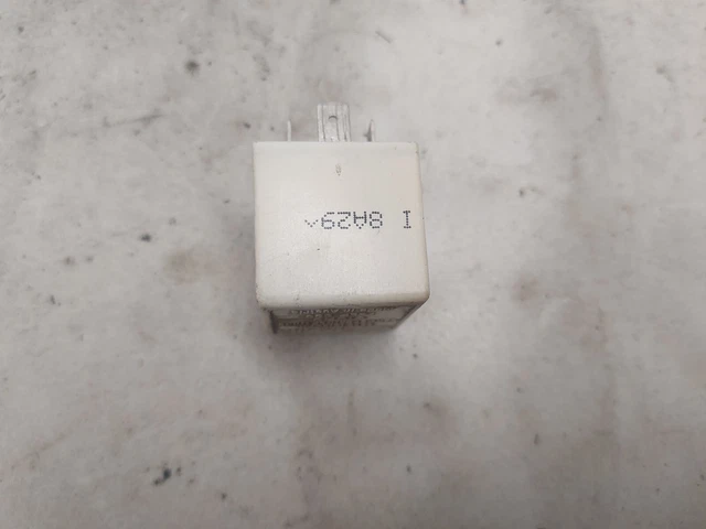 FORD WHITE 3 pin relay 95vg13150aa - HF1 £5.99 - PicClick UK