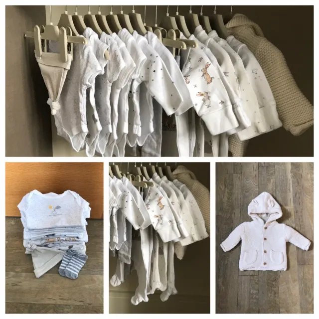 Newborn/ 0-1 Month Gender Neutral / Unisex / Boy / Girl Baby Clothes Bundle