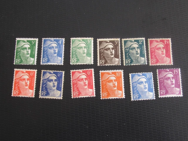 Lot De 17 Timbres De France – Grands Formats, Timbres En Photo