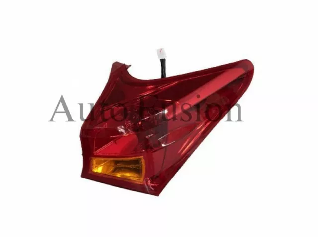 Tail Light Right Side For Toyota Corolla Zre182 Hatchback 2013-2015