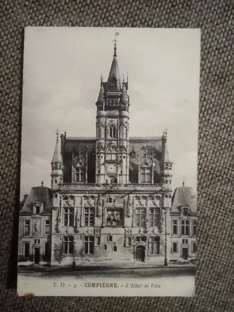 Cpa Compiègne L Hotel De Ville