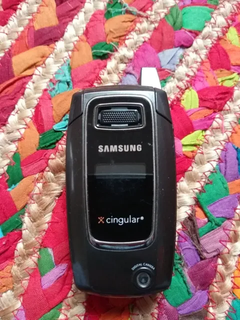 Samsung SGH-D407 - Gray and Black ( AT&T / Cingular ) Very Rare Flip Phone