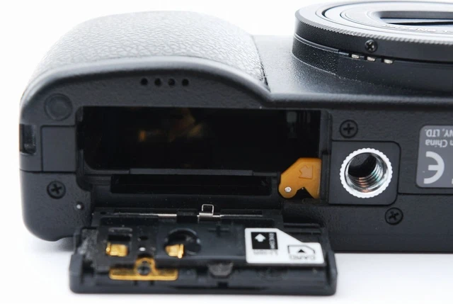 [Mint/78 Shots] Ricoh GR DIGITAL III 10.0MP w/Battery, Charger #254 2