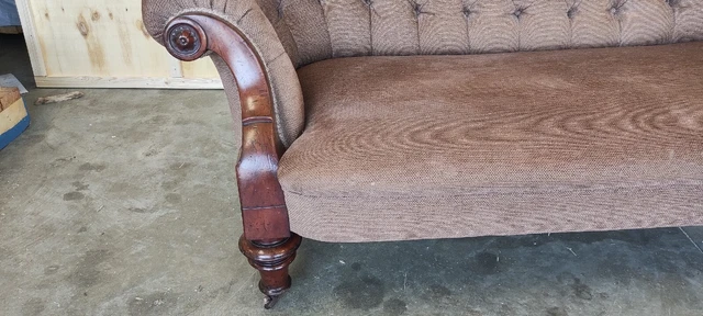Antique Luxury Chaise Lounge Victorian Double Spoon Back Sofa 2